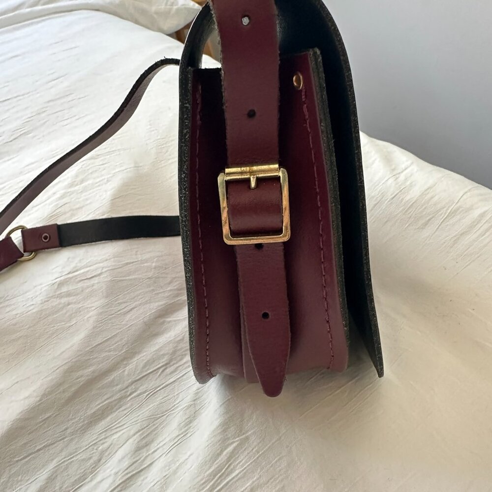 Cambridge Satchel Company Burgundy Leather Crossbody Saddlebag Bag - Picture 6 of 7